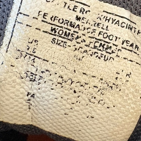 SOLD⭐️
Merrell Waterproof Castle Rock Hiking Boots size 9.5 Hyacinth outdoor - Picture 12 of 15